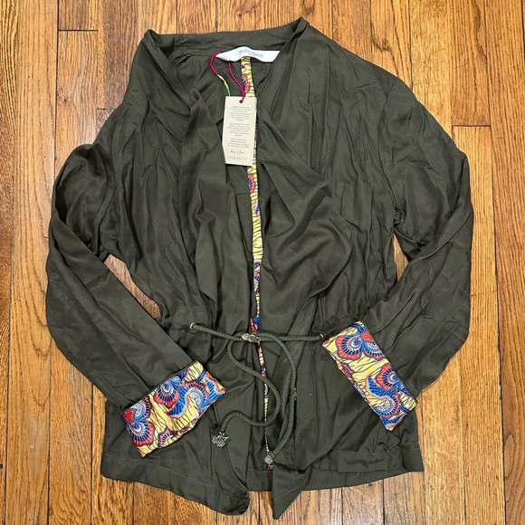 Elegant Olive Green Women's Cardigan - Picture 7 of 7